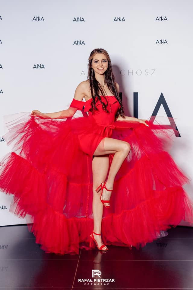 Plik Angelika Żmijewska - czerwona suknia (3).jpg_1..jpg